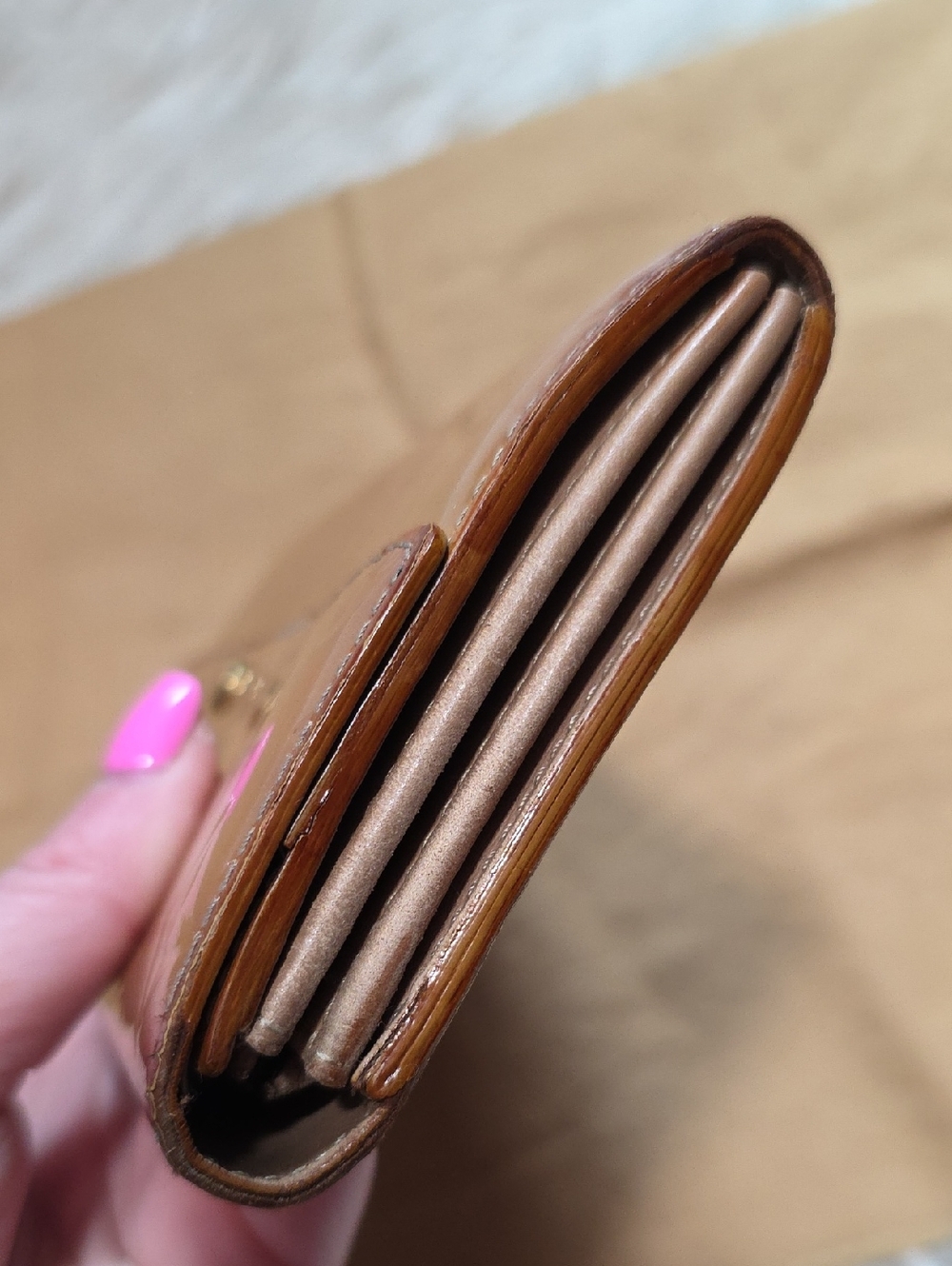 Louis Vuitton Monogram Vernis Sarah Wallet With Chain & Dustbag - Picture 15 of 16